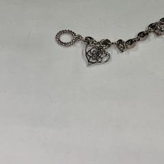 Eskumuturra, gisa salatu by IKEA横浜 iLost erabiliz