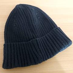 Kleding - Muts zwart، كما تم الإبلاغ عنه بواسطة Centraal magazijn عبر iLost