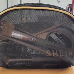 Toilettas, como reportado por ParkShuttle Rotterdam utilizando o iLost