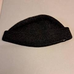 Beanie Donker grijs, as reported by Hotel Theater FIGI using iLost