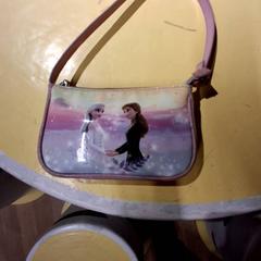 Borsa tote La reine des neiges, come riportato da IKEA Villiers-sur-Marne utilizzando iLost