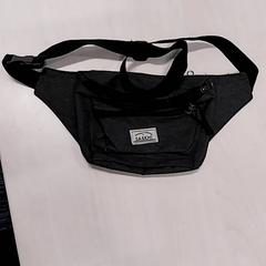 Bolsa de cintura, segundo informou Arriva Limburg Zuid usando iLost