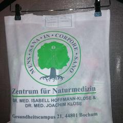 가방 Zentrum fur Naturmedizin, iLost를 사용하여 The Dominican에 보고됨