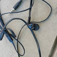 Electrónica - kabel oortjes, ha sido reportado por Centraal magazijn con iLost