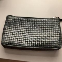 Bolsa, ha sido reportado por MEININGER Hotel Budapest Great Market Hall con iLost