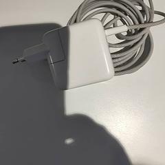 Charger, as reported by Bibliotheek Neude (Utrecht) using iLost