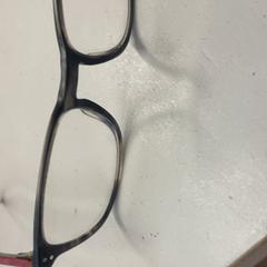 Okuliare, ako bolo nahlásené GVB pomocou iLost