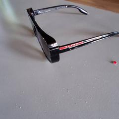 Glasses Prada, as reported by Familiepark Drievliet using iLost