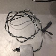 Oplader laptop Zwart, amint azt Universiteit Gent - Faculteitsbibliotheek LW az iLost segítségével jelentette.