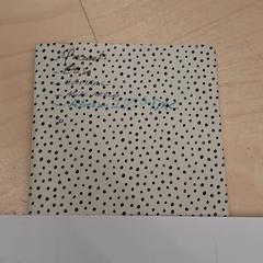 Quadern, segons ha informat IKEA Lyon Grand Parilly mitjançant iLost