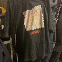 Košeľu Blank, ako bolo nahlásené KABUL à GoGo / Teatro pomocou iLost