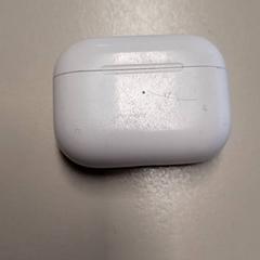 Caixa para airpods, como reportado por Connexxion Haarlem IJmond utilizando o iLost