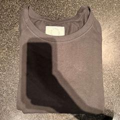 Svetr, jak nahlášeno Hotel Van der Valk Harderwijk op de Veluwe pomocí iLost