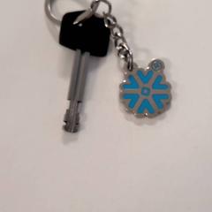 Clave Met hanger, segundo informou IKEA Amsterdam usando iLost