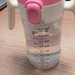 Babyfles, come riportato da Qbuzz Fryslân utilizzando iLost