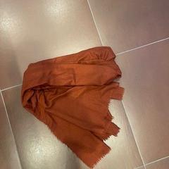 Chal oranje, ha sido reportado por WestCord Hotel Eindhoven con iLost