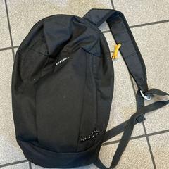 Rugzak zwart، كما تم الإبلاغ عنه بواسطة Centraal magazijn عبر iLost