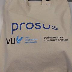 حقائب حمل وحقائب اليد، كما تم الإبلاغ عنه بواسطة Vrije Universiteit Amsterdam عبر iLost