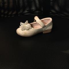 Kinderschoenen, segundo informou IKEA Wilrijk usando iLost