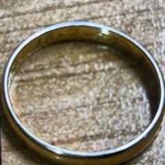 반지 Met gravering, iLost를 사용하여 Pathé Spuimarkt에 보고됨