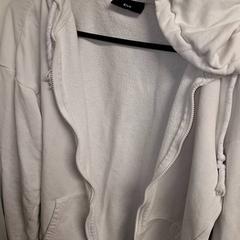 Kapucni, amint azt Qbuzz DMG az iLost segítségével jelentette.