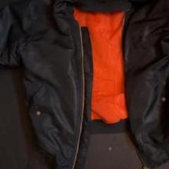 Jaqueta Zwart, segons ha informat Café Leentje mitjançant iLost