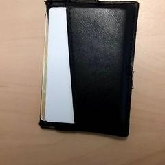 Porte-cartes, a été signalé par RET utilisant iLost
