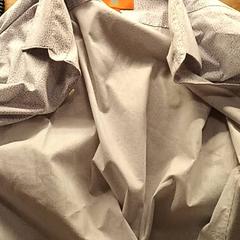 Blúz, amint azt BOAT&CO az iLost segítségével jelentette.