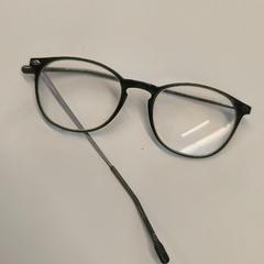 Bril, gisa salatu by Stad Hasselt iLost erabiliz