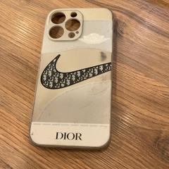 Iphoneケース がiLostで MEININGER Hotel Marseille Centre la Joliette によって報告されました