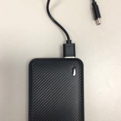 Power bank Black, C cable がiLostで MEININGER Hotel Amsterdam Amstel によって報告されました