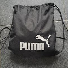 Zwarte PUMA rugzakje, come riportato a iLost