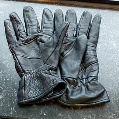 Roupa - handschoenen, segundo informou Regio Antwerpen - Brussel usando iLost