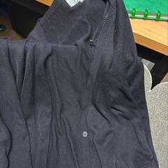 Cardigan, som rapportert av The Dominican ved bruk av iLost