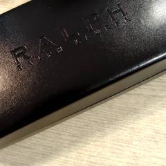 Etui à lunettes avec lunettes がiLostで ilévia によって報告されました