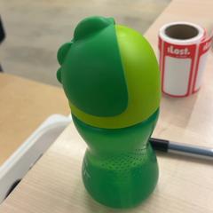 Garrafa para beber, como reportado por IKEA Utrecht utilizando o iLost