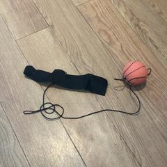 Ball, som rapportert av Pathé Rembrandt Utrecht ved bruk av iLost