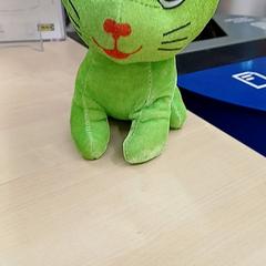 Peluche, como reportado por IKEA Toulon utilizando o iLost