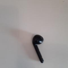 電子製品 - Draadloos oortje がiLostで Centraal magazijn によって報告されました