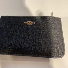 지갑 Op naam van rijbewijs, iLost를 사용하여 Gemeente Amsterdam에 보고됨