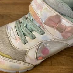 靴・スニーカー, como reportado por IKEA立川 utilizando o iLost