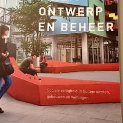 كتاب، كما تم الإبلاغ عنه بواسطة Padualaan 99 عبر iLost