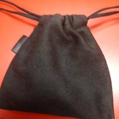 Earphones, como reportado por UvA REC utilizando o iLost