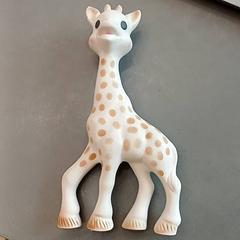 Speelgoed Sophie la girafe, zoals gemeld door IKEA Nantes met iLost