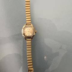 Horloge (goudkleurig), jak zgłoszono do iLost