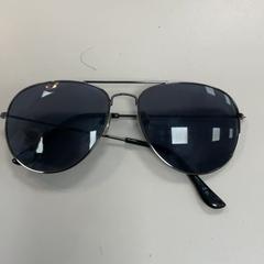 Sunglasses, as reported by Movie Park Germany using iLost