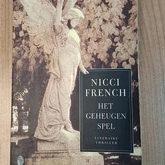 Libro Nicci French het geheugen spel, ha sido reportado por Connexxion Noord Holland Noord Hoorn con iLost