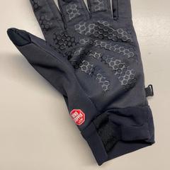 Gloves Zwart, as reported by Burgers' Zoo using iLost