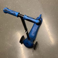 Scooter, a été signalé par Attractie- & Vakantiepark Slagharen utilisant iLost