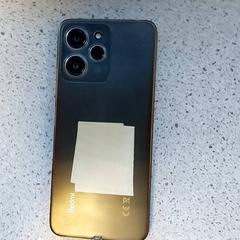 Mobiele telefoon zwart Xiaomi, jak nahlášeno Regio Limburg - Leuven pomocí iLost